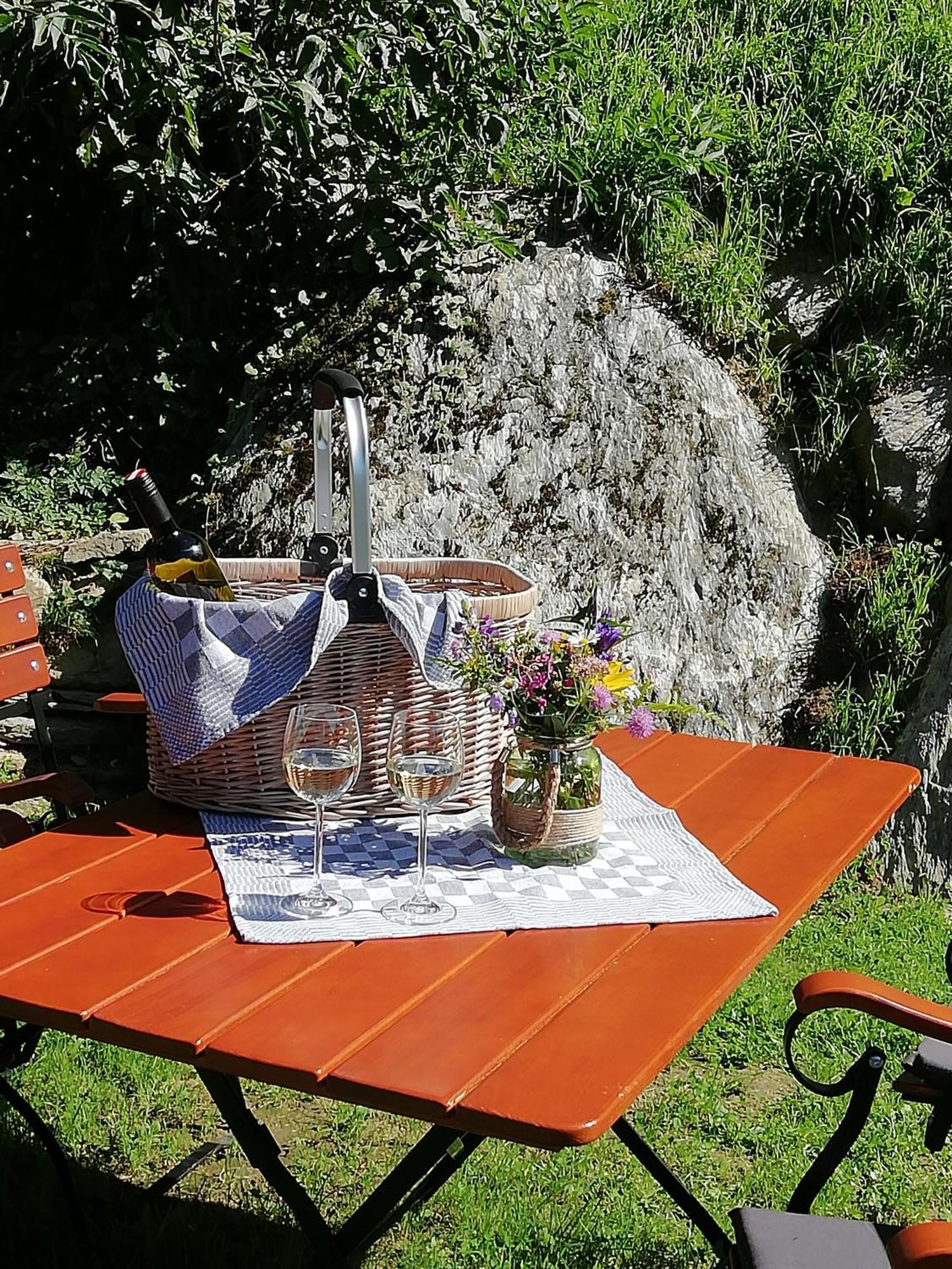 Die Kalsbergerin Ferienwohnung Fuer Geniesser ดอนเนอร์สบาควัลด์ ภายนอก รูปภาพ